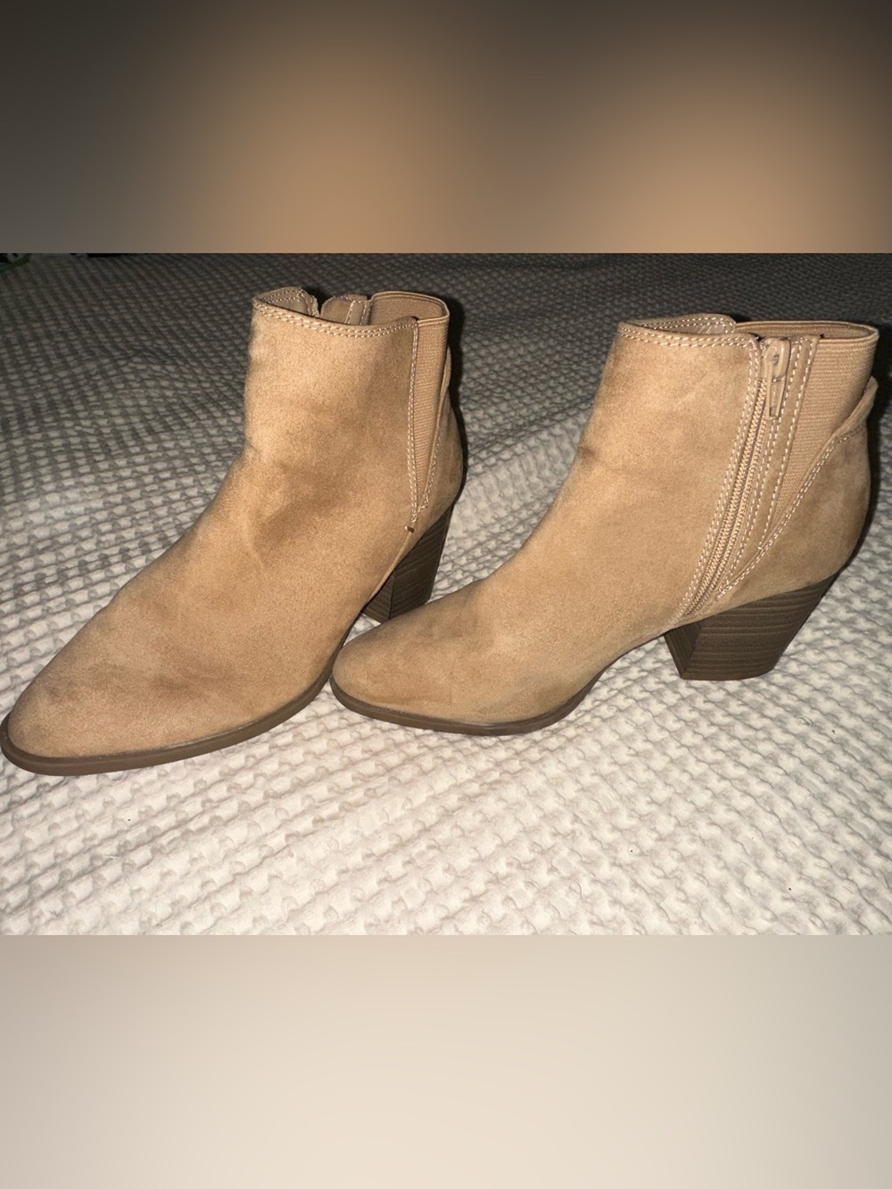 LC Lauren Conrad Tan Suede Ankle Booties with Block Heel size 7.5